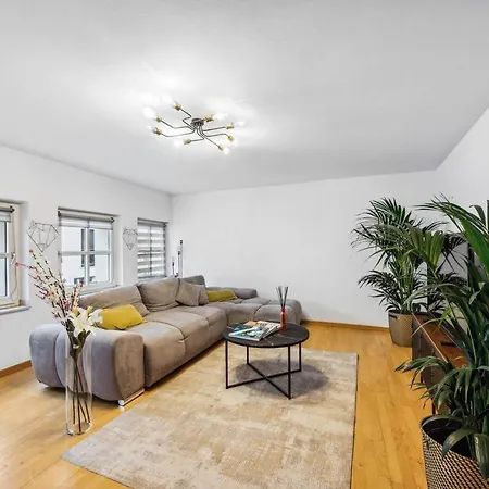 140 Sqm - Dream Flat In Old Town - Trade Fair + Arena Dusseldorf