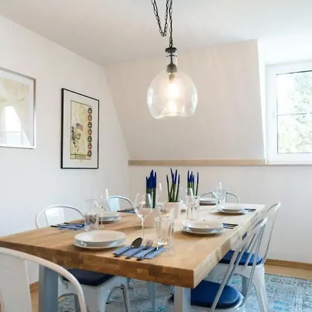 140 Sqm - Dream Flat In Old Town - Trade Fair + Arena Dusseldorf